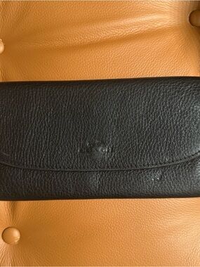 VTG Coach Black Pebbled Leather Flap Wallet